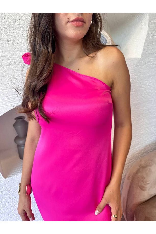 Pembe Tek Kol Detaylı Saten Elbise - 3
