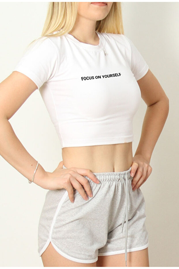 Crop-Focus On Yourself Siyah Baskılı