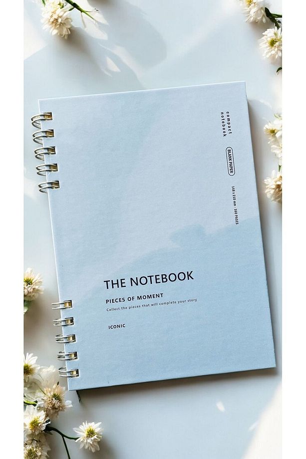 The Notebook Serisi Spiralli 80 Yaprak Çizgisiz A5 Defter (PLACID BLUE KAPAK) - 1