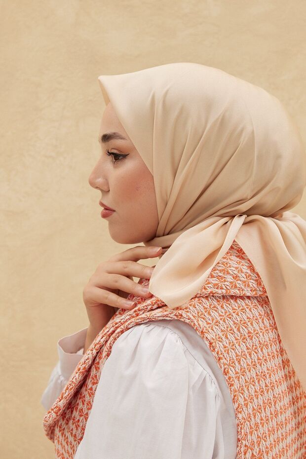 Plain Shiny Evening Scarf - Light Gold