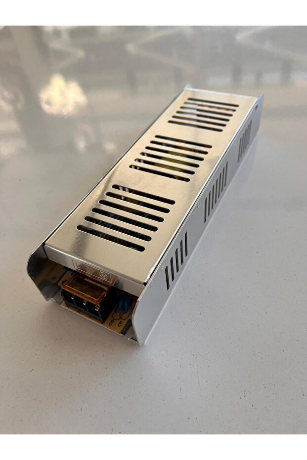 12 VOLT 20 AMPER LED TRAFOSU - 4