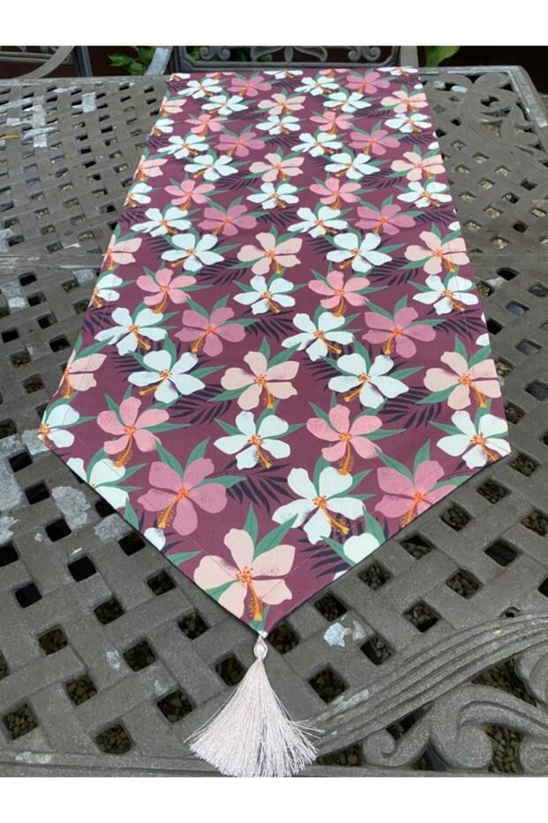 مفرش طاولة بوهيمي مزين بالزهور (43x150)
