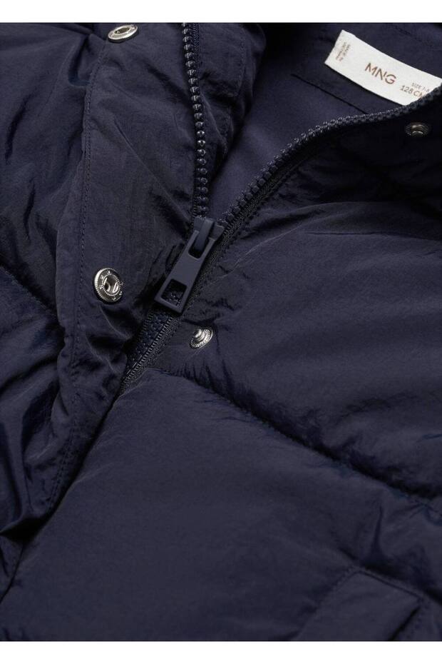 Kapüşonlu kapitone yelek - 4