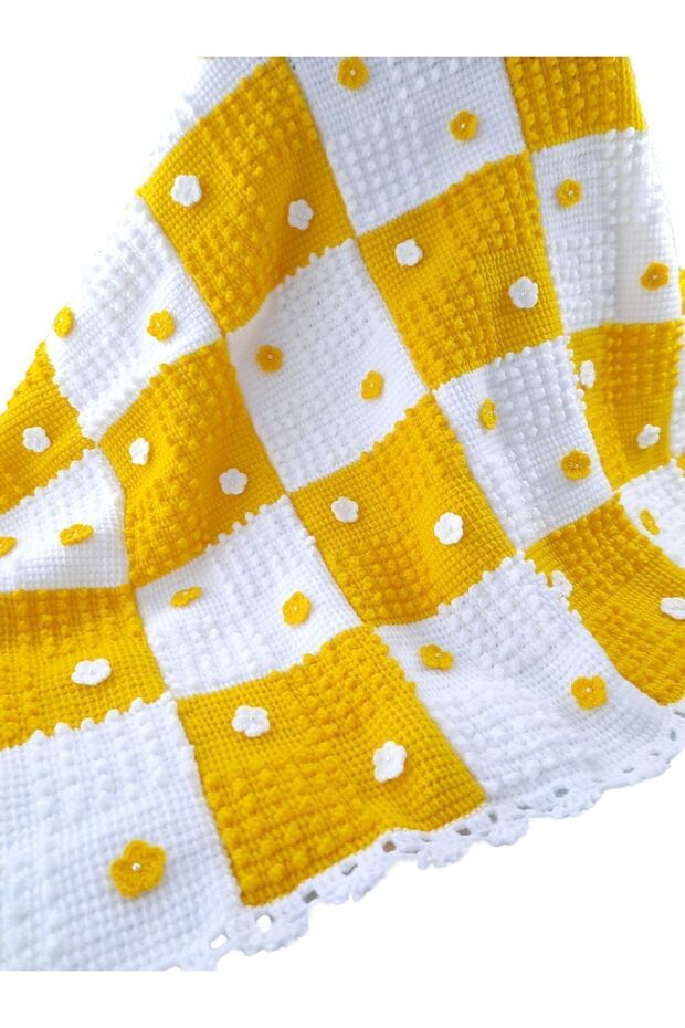 Aykır-ı Bebe Tunisian Hand Knitted Floral Baby Blanket