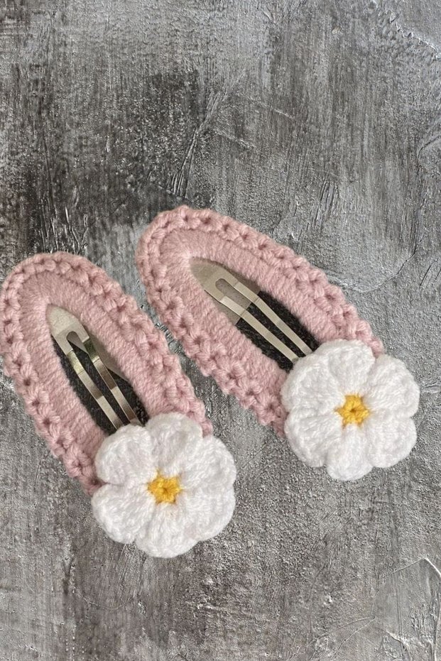 Girl's Hair Clip Knitted Rope Handmade Set of 2 Colorful Daisy Snap Clips