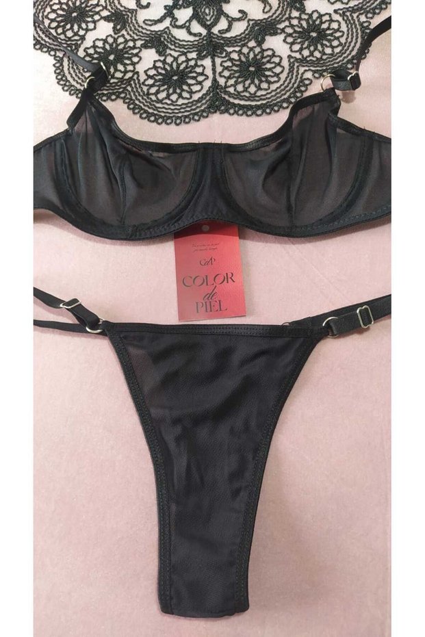 BLACK BALENED BRA SET
