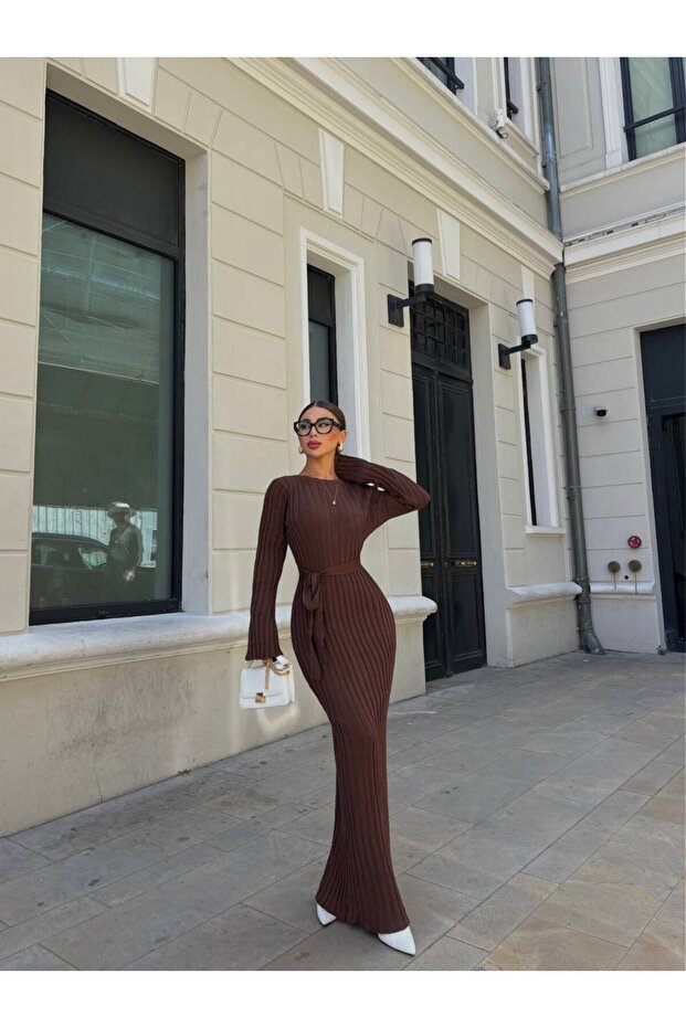 Rochie Lungă De Culoare Maro - 3