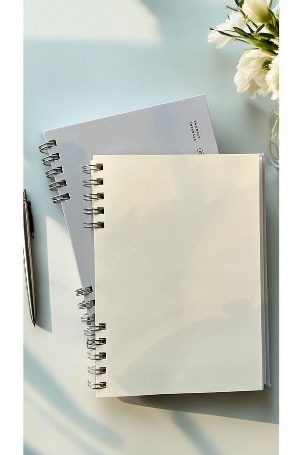 The Notebook Serisi Spiralli 80 Yaprak Çizgisiz A5 Defter (LIGHT GREY KAPAK) - 7