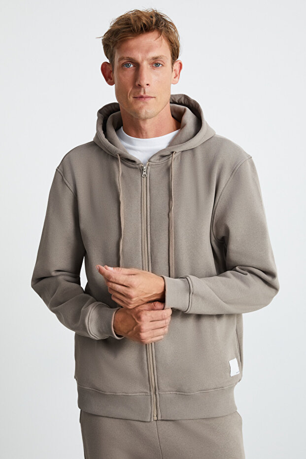 Maynor 3 Thread Ribbed Soft Hooded Mink Relaxed Fit
