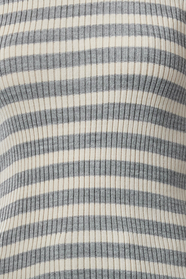 Grauer Basic-Strickpullover mit Streifen TWOAW21KZ0942 - 3