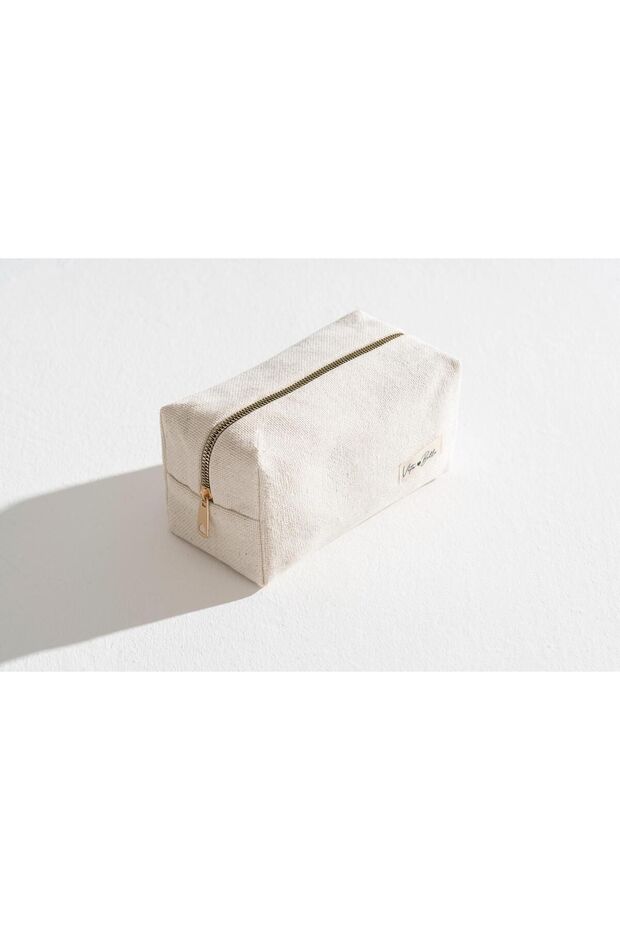 حقيبة مكياج من الكتان - 1