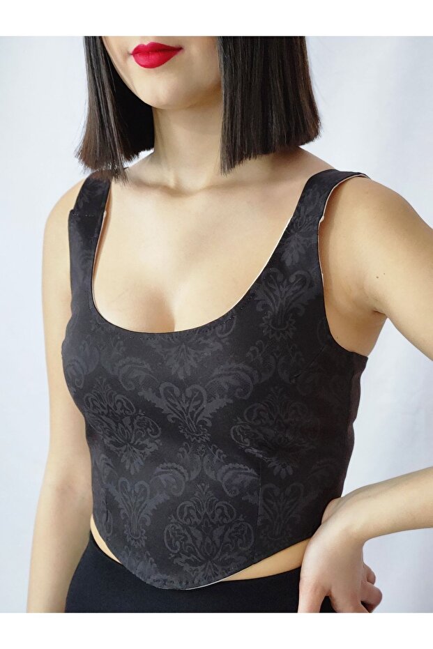 بوستير منقوش باللون البني الداكن - 2