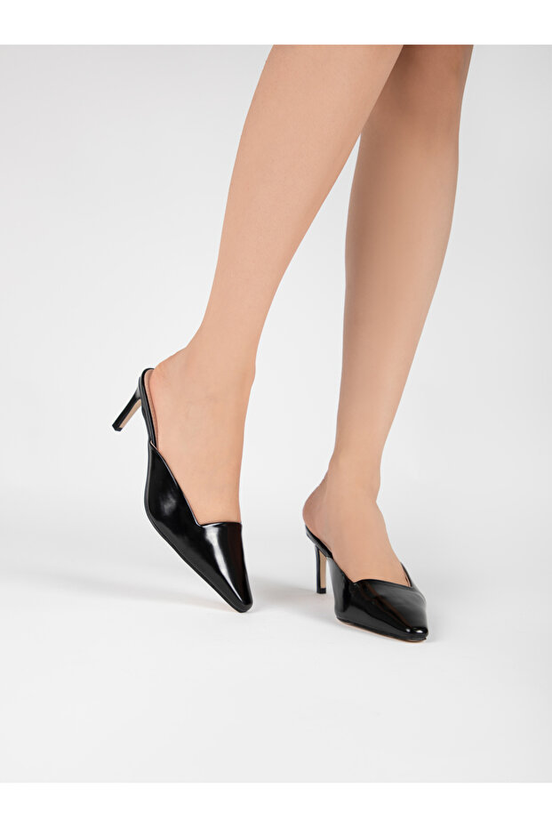 Solid Pointed Toe Mules - 3