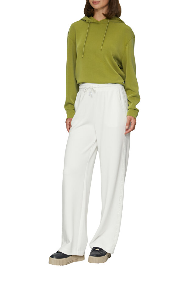 2150866 Model mikiny - 4