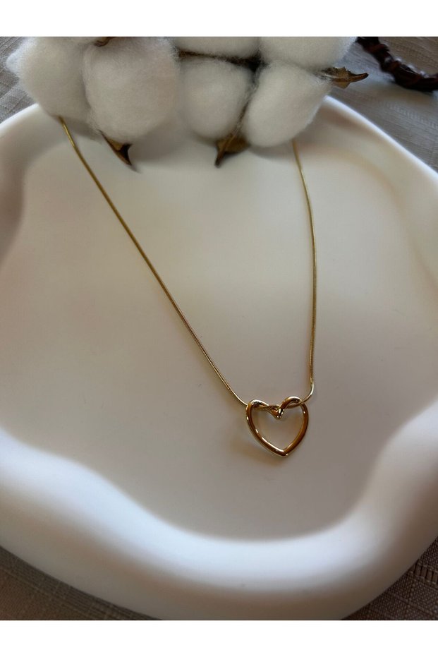 Empty Inner Heart Necklace - Gold