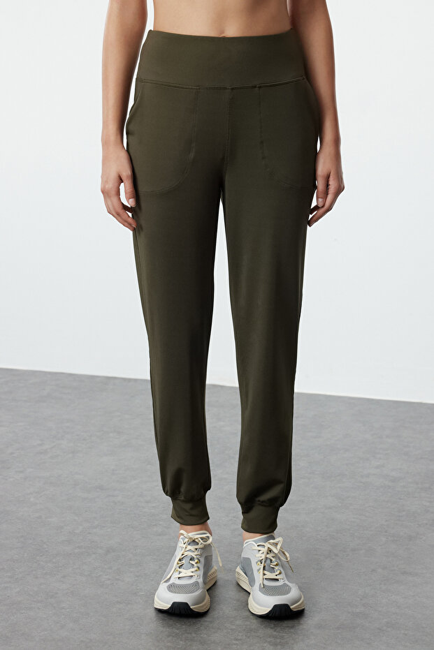 Pohodlné sportovní tepláky tmavého střihu - THMSS24EA00001 - 4