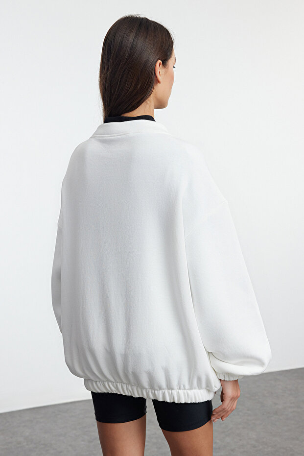 Ekru Fermuarlı Oversize/Geniş Kalıp Kalın İçi Polarlı Örme Sweatshirt TWOAW25SW00122 - 5
