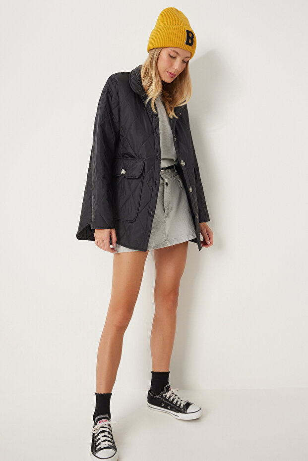 Women's Black Oversize Quilted Coat with Pockets Fo00001