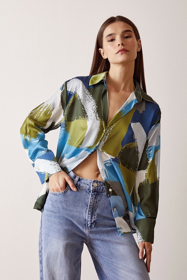 V Yaka Desenli Gömlek - 1