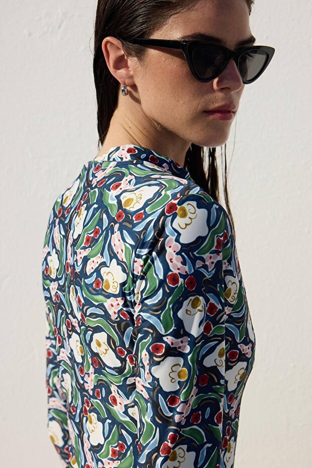 Szörf fürdőruha - mintás és cipzáras, többszínű - 4