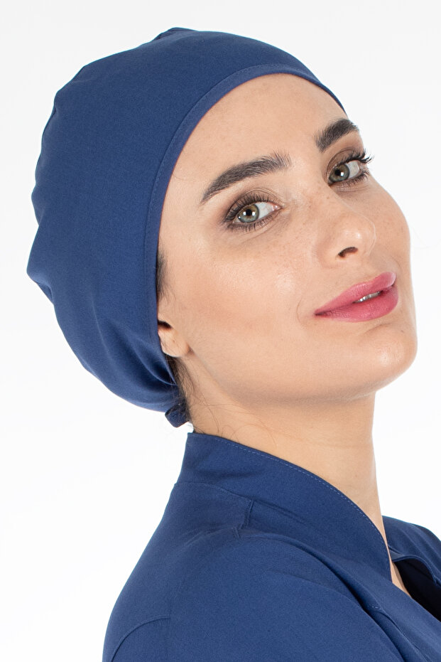 قبعة الطبيب والممرضة باللون الأزرق العاصف