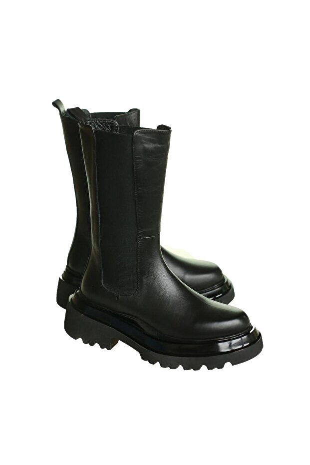 Siyah Kadın Postal Bot - 2