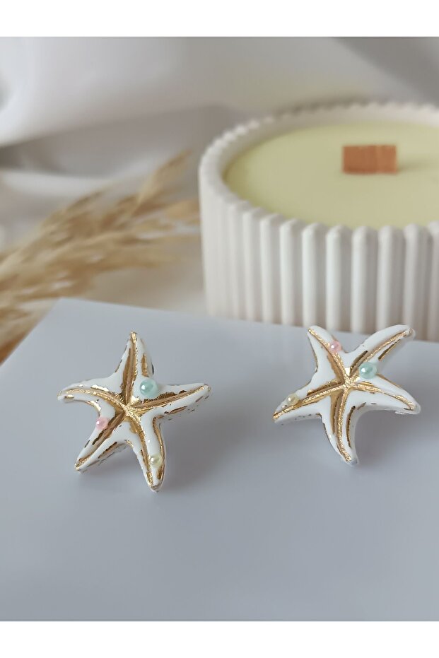 Steel stud earrings with pearl detail, starfish custom design, polymer clay earrings.