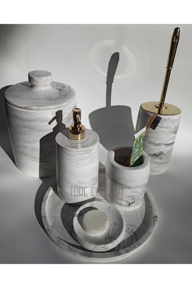 Bathroom Set Trash Can