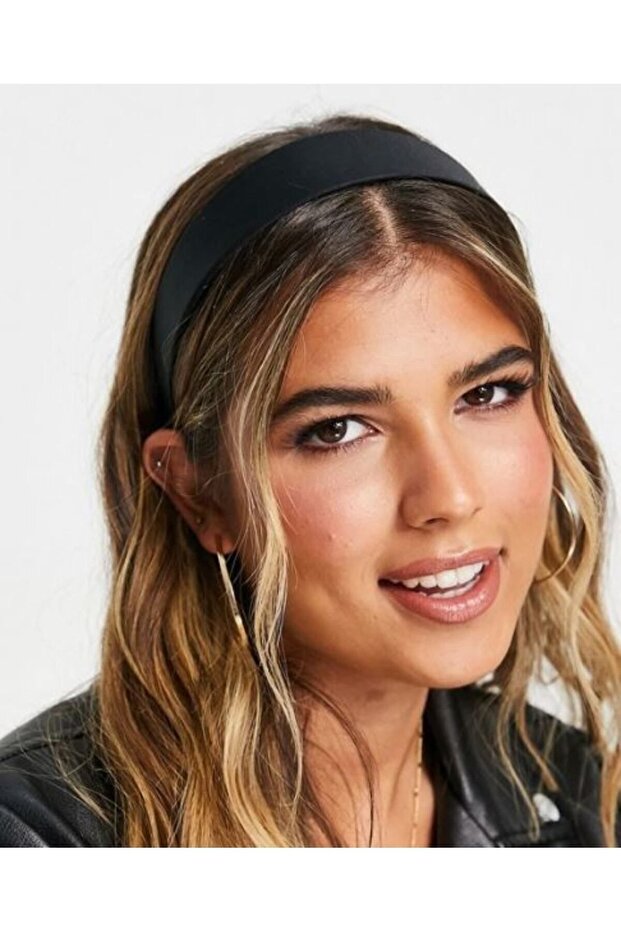 تاج ساتان أسود للنساء Cd93