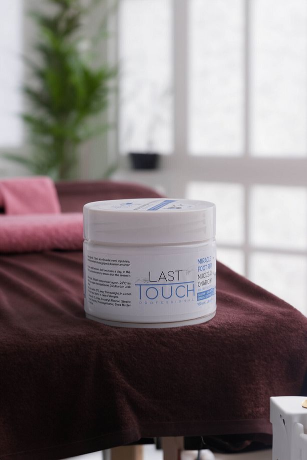 Çatlak Onarıcı Mucize Ayak Bakım Kremi 100 ml ( Vazelin & Shea Butter ) - 7
