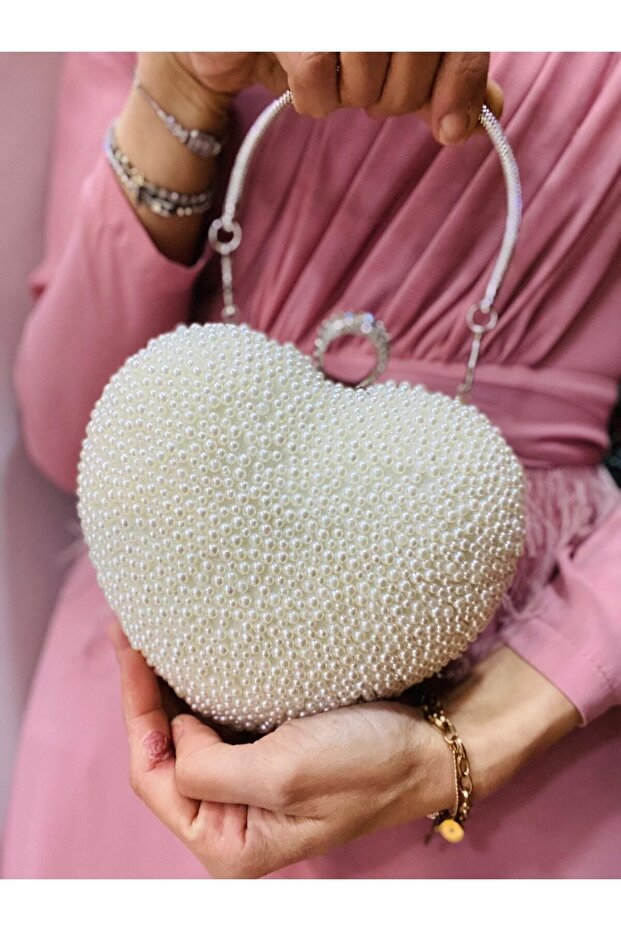 Women's Heart-Shaped Pearl Chain Strap Evening Dress Bag