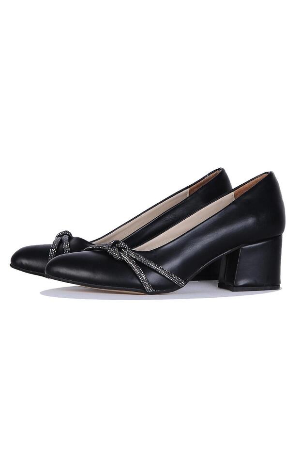 24-012 Black Women's 5cm Heeled Shoes