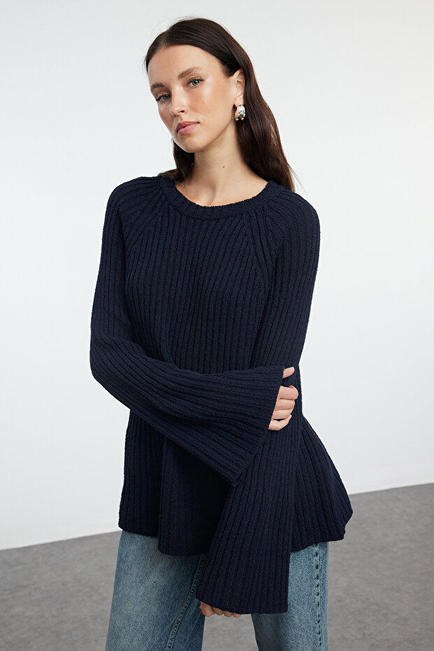 More Sustainable Lacivert Geniş Kalıp Peplum Detaylı Pamuklu Triko Kazak TWOAW25KZ00305 - 1