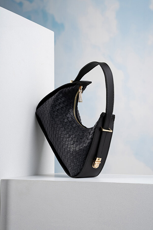Women's Baguette Hand and Shoulder Bag