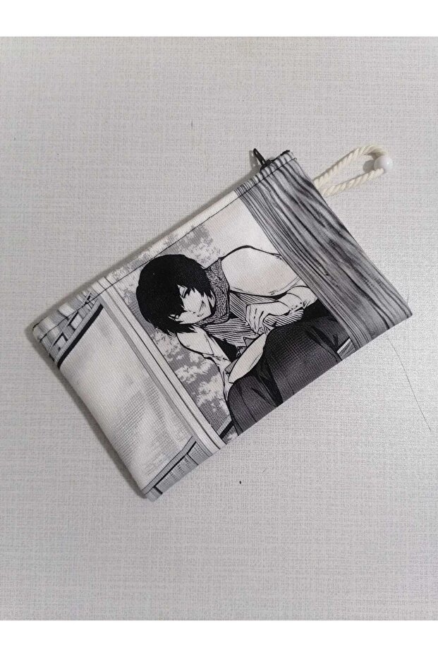 حامل قلم بتصميم منقوش من Dazai Osamu - محفظة