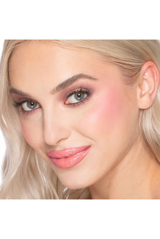 Cloud Crush Blurring Blush - 2