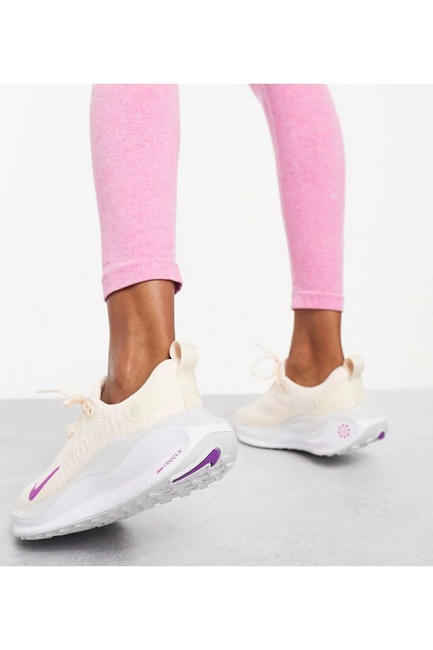 W Reactx Infinity Run 4 Kadın Turuncu Koşu Ayakkabısı DR2670-800 - 5