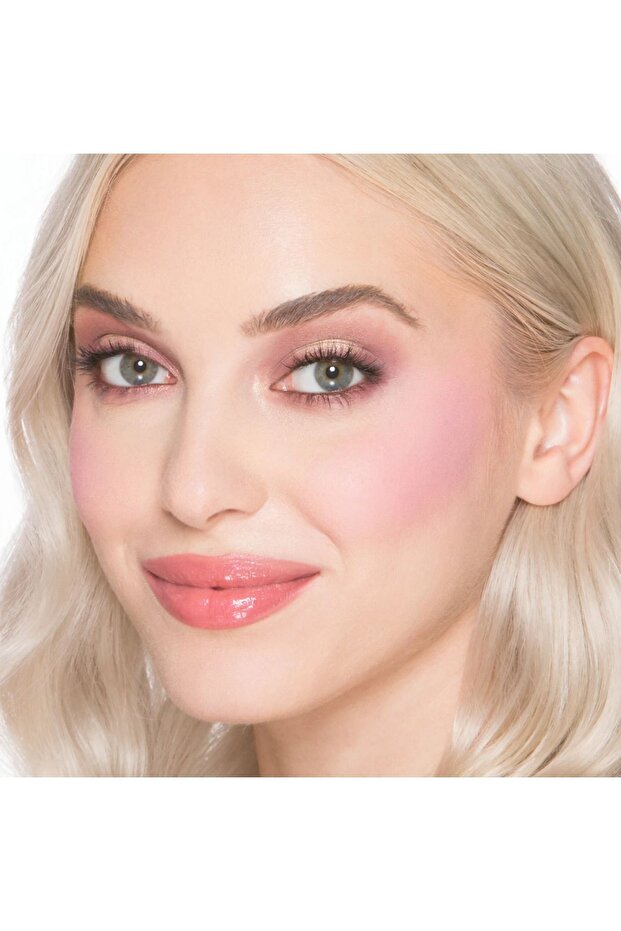 Cloud Crush Blurring Blush - 2