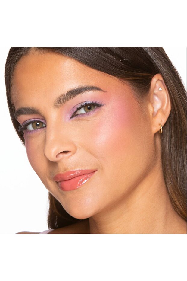 Cloud Crush Blurring Blush - 3