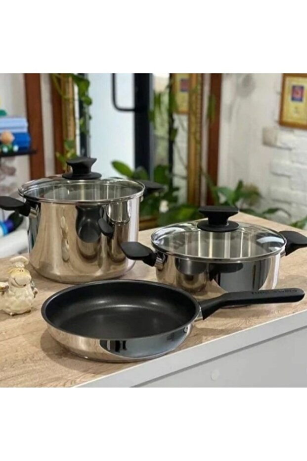 Universal Pot Set (7 Lt - 4 Lt -24cm Pan) - 1