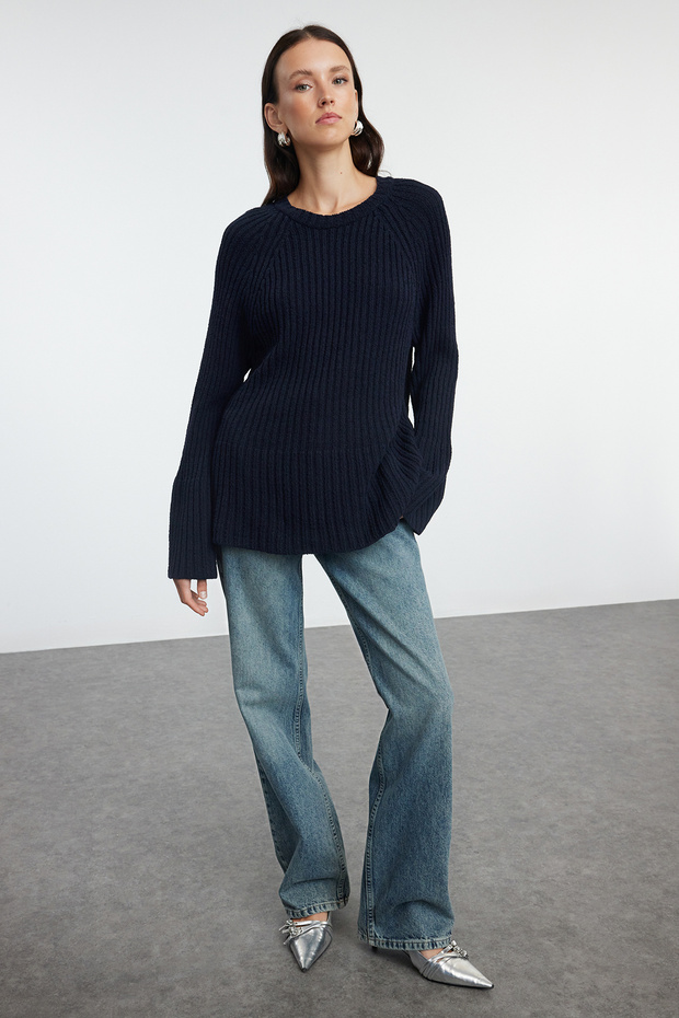 More Sustainable Lacivert Geniş Kalıp Peplum Detaylı Pamuklu Triko Kazak TWOAW25KZ00305 - 2
