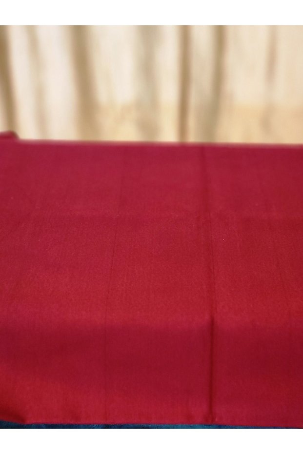 Red Velvet Okey Tablecloth, Flame Resistant (140x140 cm)