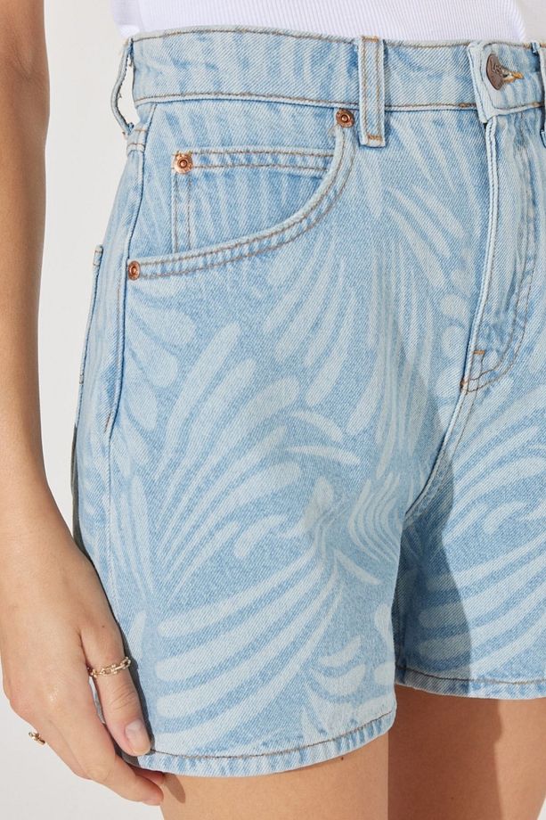 Regular Fit Normal Kesim %100 Pamuk Yüksek Bel Mavi Jean Kot Şort - 4