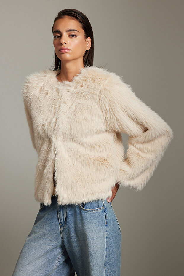 Ekru Oversize Kalıp Kürk Mont TWOAW25MO00133 - 6