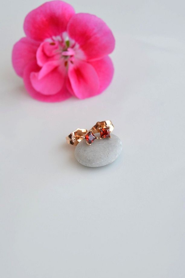 3 mm Renkli Tektaş Küpe - 4