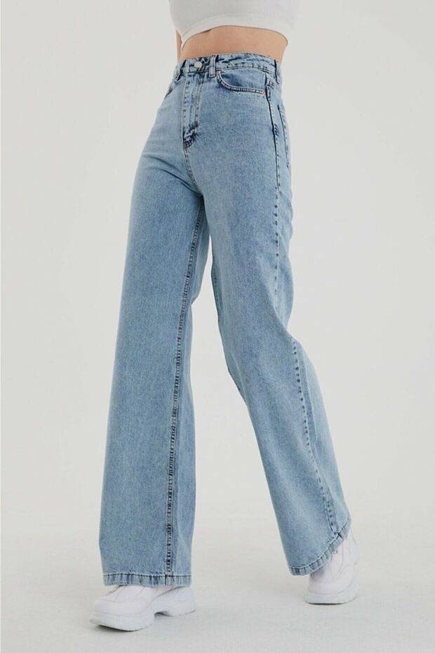 Dessin Light Blue Snow Wash Palazzo Loose-Leg Super High-Waist Jeans Pants