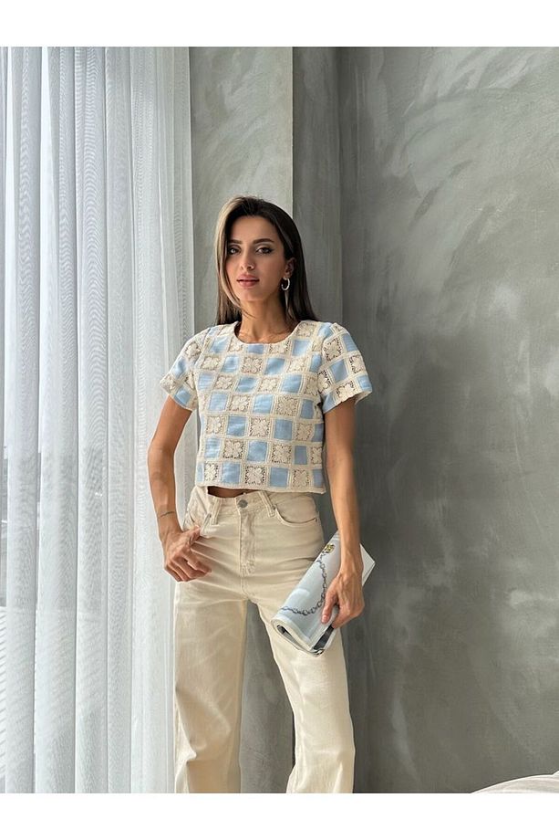 Toptan Bluz/s:2 / M:2 / L:1 / Xl:1= 6 Adet Ham Mavi Kısa Kollu Dama Desen Tığ Işi Bluz - 3