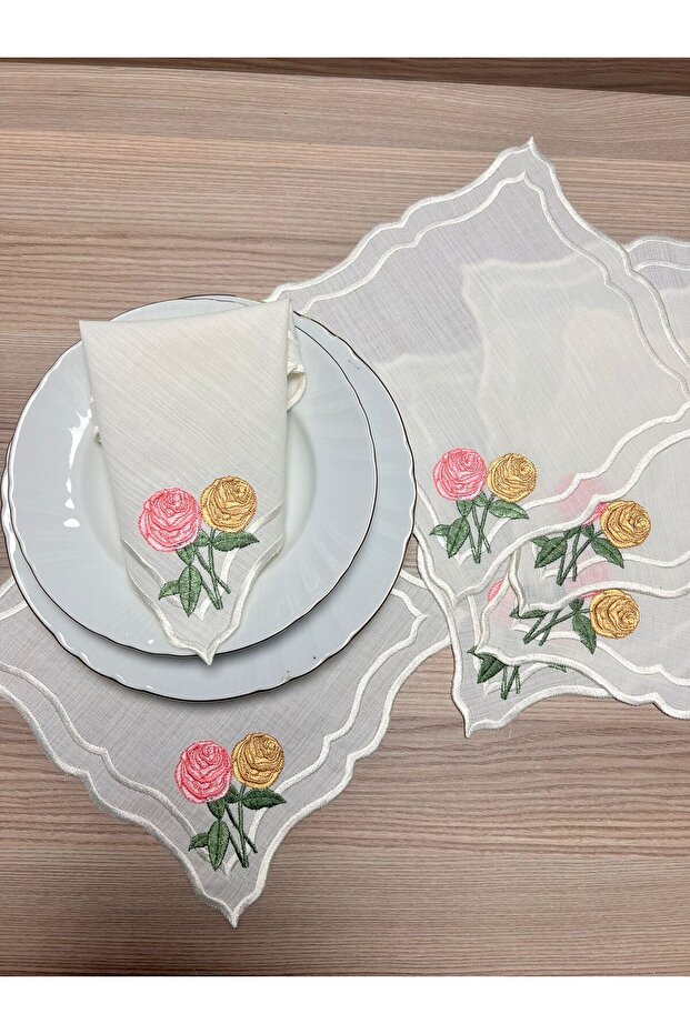 Rose Bunch Patterned Napket Set 6 Pieces - 6