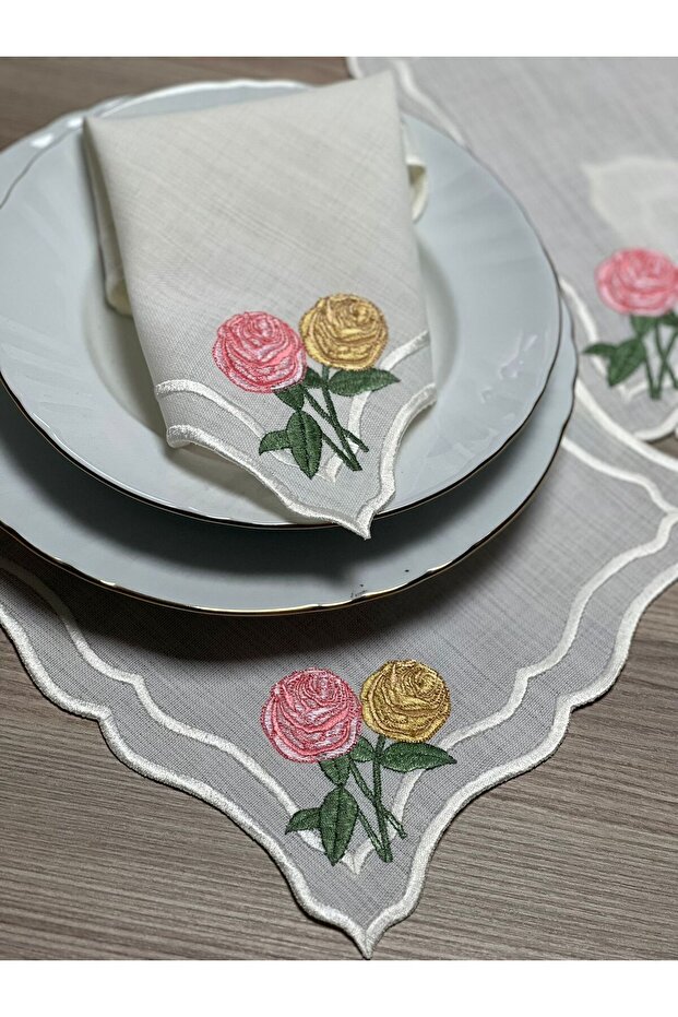 Rose Bunch Patterned Napket Set 6 Pieces - 2