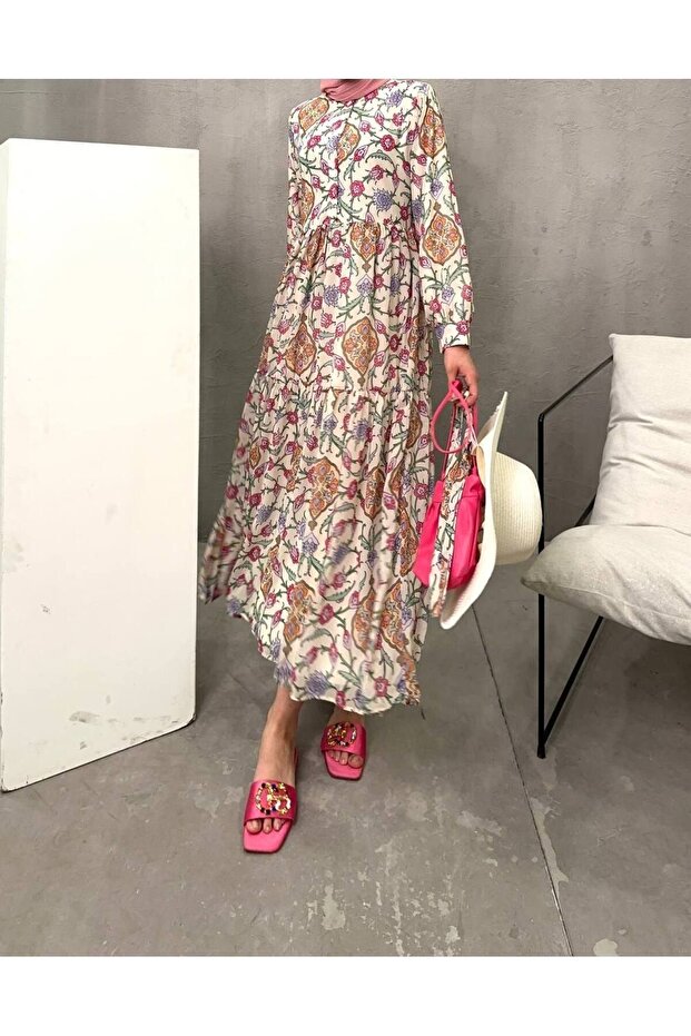 فستان بأزرار على شكل زهرة - 4